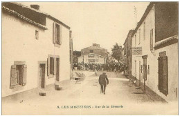 44.LES MOUTIERS.n°23891.RUE DE LA BERNERIE.EPICERIE BICHON - Les Moutiers-en-Retz