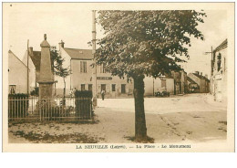 45.LA NEUVILLE.n°30390.LA PLACE.LE MONUMENT - Autres & Non Classés