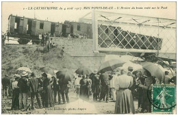 49.PONTS DE CE.n°10414.LA CATASTROPHE DU 4 AOUT 1907 AUX PONTS DE CE.L'ARRIERE DU TRAIN RESTE SUR LE PONT - Autres & Non Classés