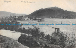 R132496 Bergen. Fra Nordnoesparken. E. Ritter. B. Hopkins - Monde