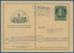 Berlin 1951 Luftbrückendenkmal Sonderpostkarte P 24 Gebraucht (X41011) - Postkarten - Gebraucht