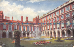 R132612 The Fountain Court. Hampton Court. Tuck. Oilette. 1908 - World