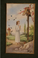 Image Religieuse - Enfant Priant Devant La Croix - Holy Card - Images Religieuses