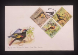 C) 2002. VIET NAM. FDC. MULTIPLE BIRD PAINT STAMPS. XF - Other & Unclassified