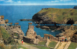 R133448 King Arthurs Castle And Barras Head. Tintagel. Salmon - Monde