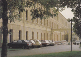 MAUBEUGE --1986 -- L'Arsenal ( Voitures Dont Citroen 2CV  )..cachet MAUBEUGE-EPINETTE  GA -59 - Maubeuge