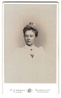 Fotografie C. Jessen, Delmenhorst, Louisenstrasse, Portrait Junge Dame Mit Hochsteckfrisur  - Anonyme Personen