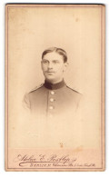 Fotografie E. Postlep, Berlin, Chausseer Strasse 5, Soldat Des 170. Regiments In Uniform Mit Dünnem Moustache  - Anonieme Personen