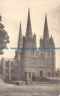 R134148 Lichfield Cathedral From N. W. The London Stereoscopic Companys Series - Autres & Non Classés