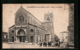 CPA St-Martin-la-Plaine, Place De L`Eglise  - Autres & Non Classés