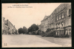 CPA Saint-Bonnet-le-Chateau, La Place De La Republique (aspect (Sud-Ouest)  - Autres & Non Classés