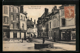 CPA Sézanne, Place De La Republique  - Autres & Non Classés