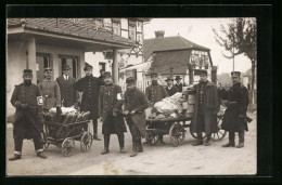 Foto-AK Grafenwöhr, Französische Kriegsgefangene Mit Beladenen Holzwägen  - Weltkrieg 1914-18