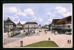 AK Karlsruhe, Strassenbahnen Auf Dem Bahnhofsplatz  - Strassenbahnen