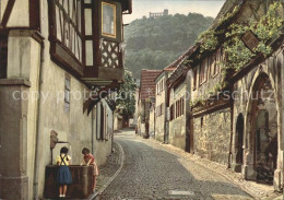 72105698 Hambach Weinstrasse Schlossgasse Spielende Kinder Am Dorfbrunnen Neusta - Neustadt (Weinstr.)