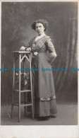 R135509 Woman. The Vaudeville. Old Photography - Welt