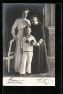AK Grossherzogin Viktoria Von Baden Mit Ihrem Sohn Und Des Grossherzogs Mutter Luise  - Royal Families