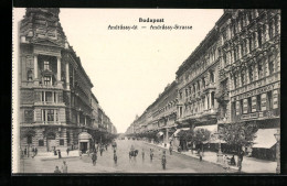 AK Budapest, Andrassy-Strasse Mit Passanten  - Hongrie