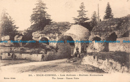 R135679 Nice Cimiez. Les Arenes. Ruines Romaines. The Arenas. Roman Ruins. Gilet - World