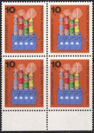 Berlin Poste N** Yv:374/377 Bienfaisance Jouets En Bois (Bloc De 4) - Unused Stamps