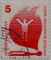 Berlin Poste Obl Yv:378 Mi:402A Jederzeit Sicherheit Le Feu (Beau Cachet Rond) - Oblitérés