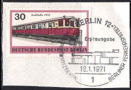 Berlin Poste Obl Yv:363 Mi:382 Stadtbahn (TB Cachet à Date) Sur Fragment - Gebruikt