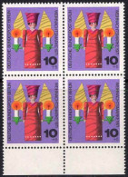 Berlin Poste N** Yv:382 Mi:417 Weihnachtsmarke Jouet En Bois (Bloc De 4) - Unused Stamps