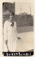 Photographie Vintage Photo Snapshot Christiane Brillain Marin Tennis Mode - Deportes