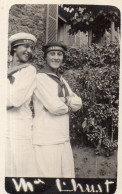 Photographie Vintage Photo Snapshot Christiane Brillain Marin Tennis Mode Dinard - Other & Unclassified