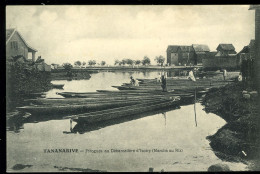 TANANARIVE Pirogues Au Débarcadère D'Isotry Marché Au Riz Anqutil Et Darrieux - Madagaskar