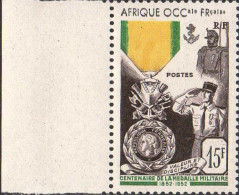 AOF Poste N** Yv:46 Mi:62 Centenaire De La Médaille Militaire Bord De Feuille - Unused Stamps
