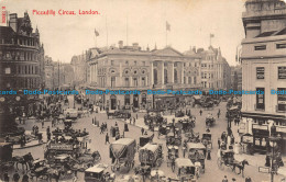 R137286 Piccadilly Circus. London. C. Pond - Other & Unclassified