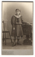 Fotografie Atelier Wertheim, Berlin, Oranienstr., Mädchen Im Matrosenkleid Mit Perlenkette  - Anonymous Persons