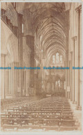 R137394 The Nave. Salisbury Cathedral. 1910 - Monde