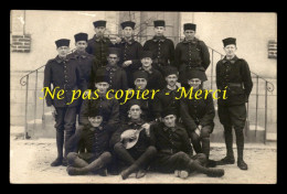 55 - VERDUN -  MILITAIRES - 22 SUR LES COLS - PHOTOGRAPHE A. MINIOT, 42 BLD DES ROUYERS - CARTE PHOTO ORIGINALE - Verdun