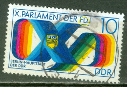 DDR   Michel  2133  F 20 Ob  B/TB   Petite Encoche Au D De FDJ  - Abarten Und Kuriositäten