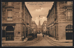 CPA Reims, La Rue Colbert Et L`Hôtel De Ville  - Reims