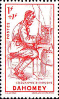 Dahomey Poste N** Yv:142 Mi:147 Télégraphiste Indigène - Unused Stamps