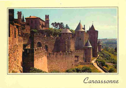 11 - Carcassonne - La Cité Médiévale - La Porte D'Aude - Les Remparts - L'Hôtel De La Cité Et Les Tours De Saint-Nazaire - Carcassonne