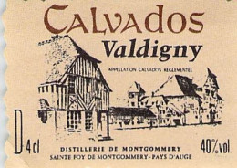 ALIMENTATION ETIQUETTES CALVADOS VALDIGNY SAINTE FOY MONTGOMMERY 3 X 4 CM - Alcohols & Spirits