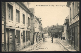 CPA Gaillefontaine, Rue Aux Juifs, Vue De La Rue  - Autres & Non Classés