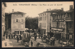 CPA Vaugneray, La Place Un Jour De Marché  - Sonstige & Ohne Zuordnung
