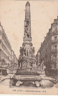 *** 69  ***  LYON  Monument Carnot -- TTB écrite - Sonstige & Ohne Zuordnung