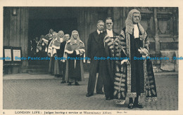 R136863 London Life. Judges Leaving A Service At Westminster Abbey. Charles Skil - Other & Unclassified