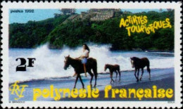 Polynésie Poste Obl Yv:400 Mi:600 Promande à Cheval Sur La Plage (TB Cachet Rond) - Gebruikt