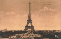 PARIS : LA TOUR EIFFEL - Andere Monumenten, Gebouwen