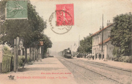 SAINT GERMAIN L'ESPINASSE - La Gare. - Gares - Avec Trains