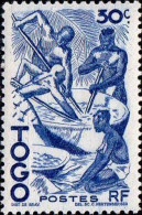 Togo Poste N** Yv:237 Mi:196 Préparation Du Manioc - Ongebruikt