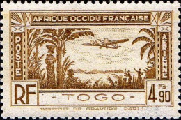Togo Avion N** Yv: 4 Mi:128 Bi-moteur Sur Palmiers (Dent 1 Peu Courte) - Ungebraucht