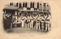 64 , Cpa  Types Basques , 1 , Danseurs , Lafforgue , Bazar Central , Bayonne (10786.S4) - Bayonne